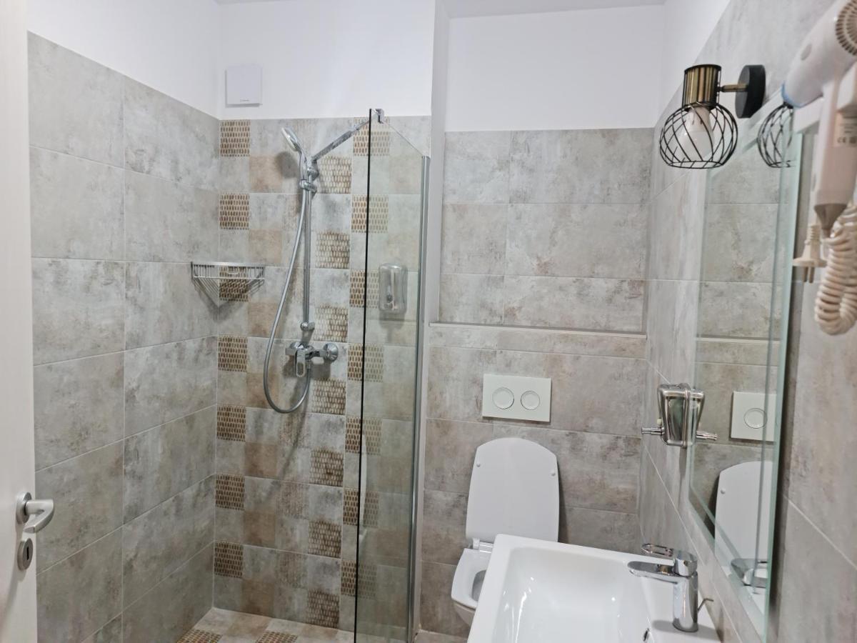 Apartament E'Special No3 Alba Iulia Ngoại thất bức ảnh
