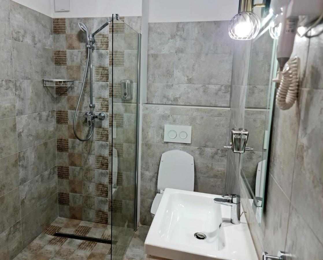 Apartament E'Special No3 Alba Iulia Ngoại thất bức ảnh