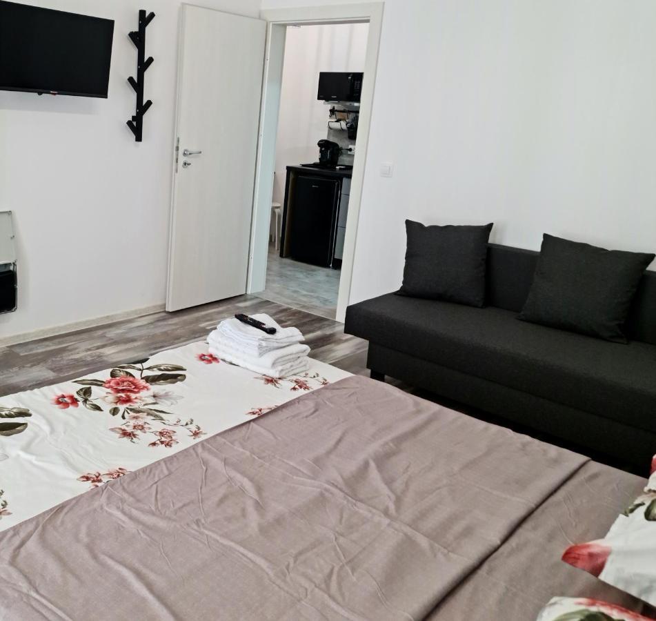 Apartament E'Special No3 Alba Iulia Ngoại thất bức ảnh